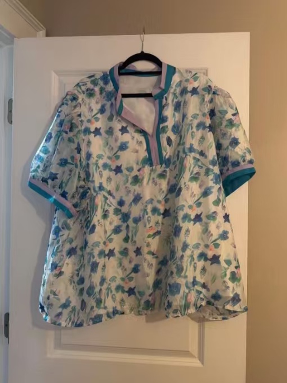 Floral Watercolor Short-Sleeve Blouse - Blue/White